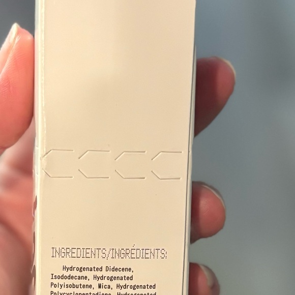 About-face Light Lock Highlight fluid - Picture 6 of 7